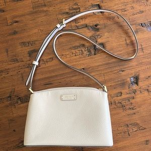 NWOT Kate Spade small white crossbody with gold hardware